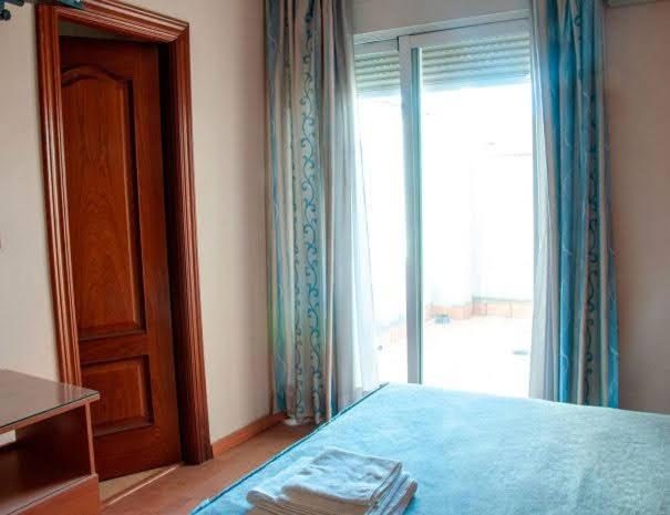Hotel Lindaraja Atarfe Extérieur photo